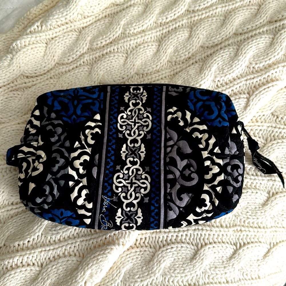 Vera Bradley small pouch